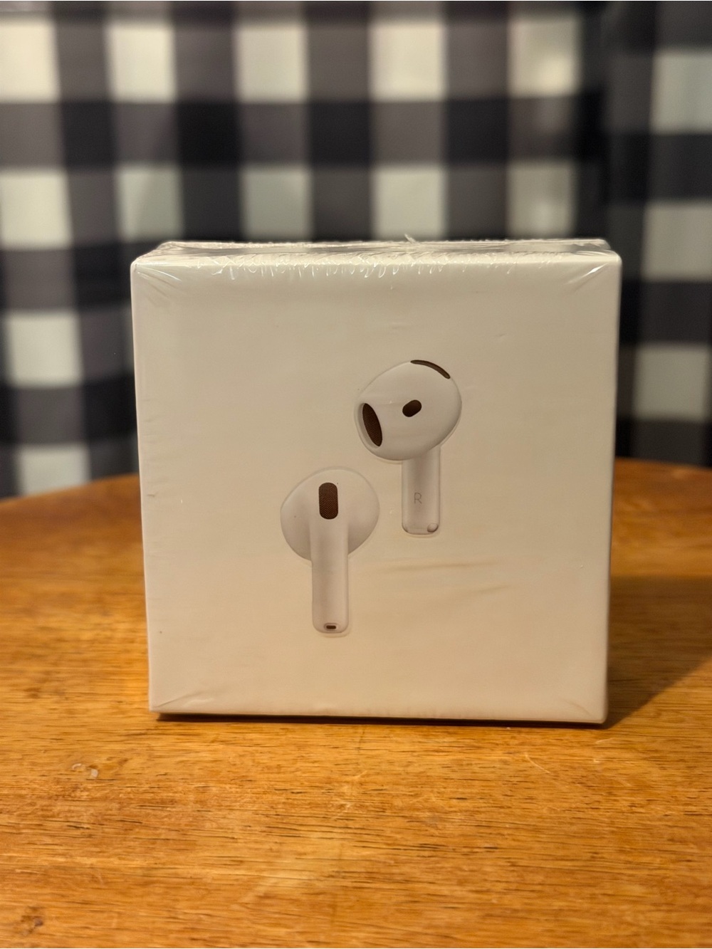 Apple White Wireless Earbuds with Charging Case